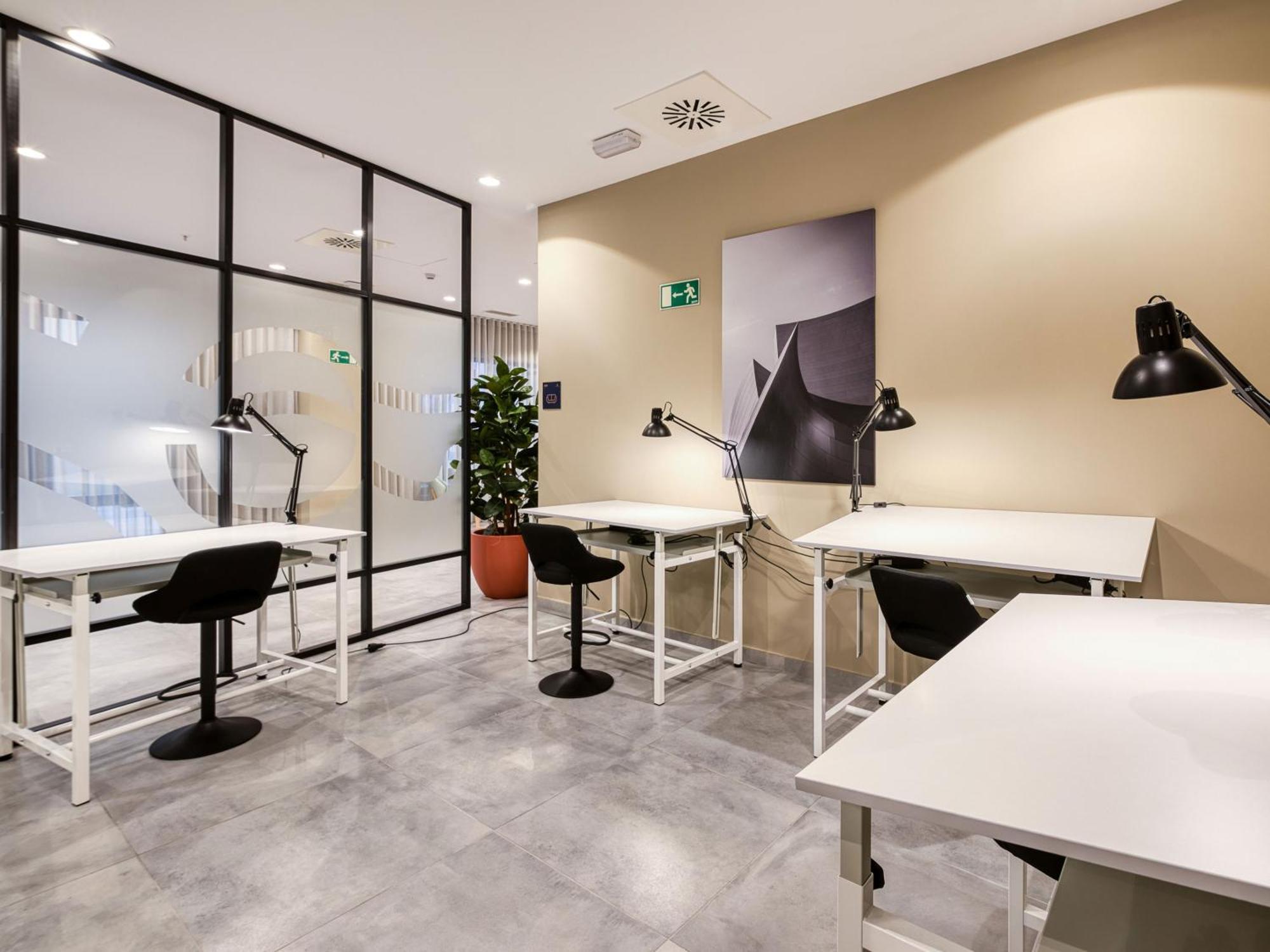 Livensa Living Studios Сан Себастиан Екстериор снимка